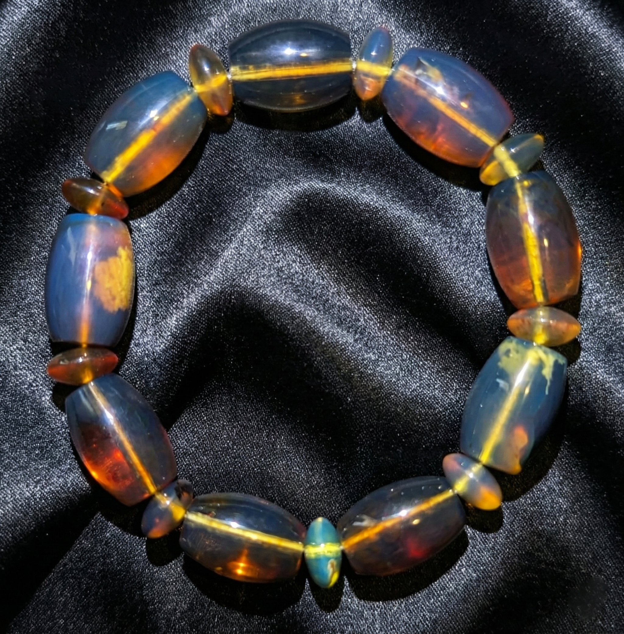 Rare Blue Amber Bracelet — Sunlit Glow, Museum-Grade Clarity (9 Large + 9 Small Beads)