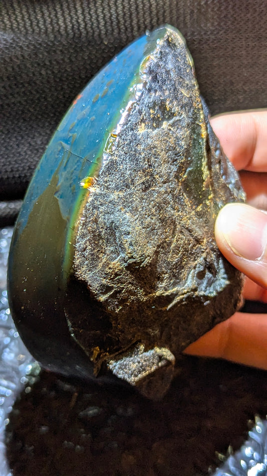 Beautiful Blue Amber Specimen with pattern inclusions (98 grams) - Natural Blue Amber - Amber Specimen - Natural Amber Stone - UV Reactive