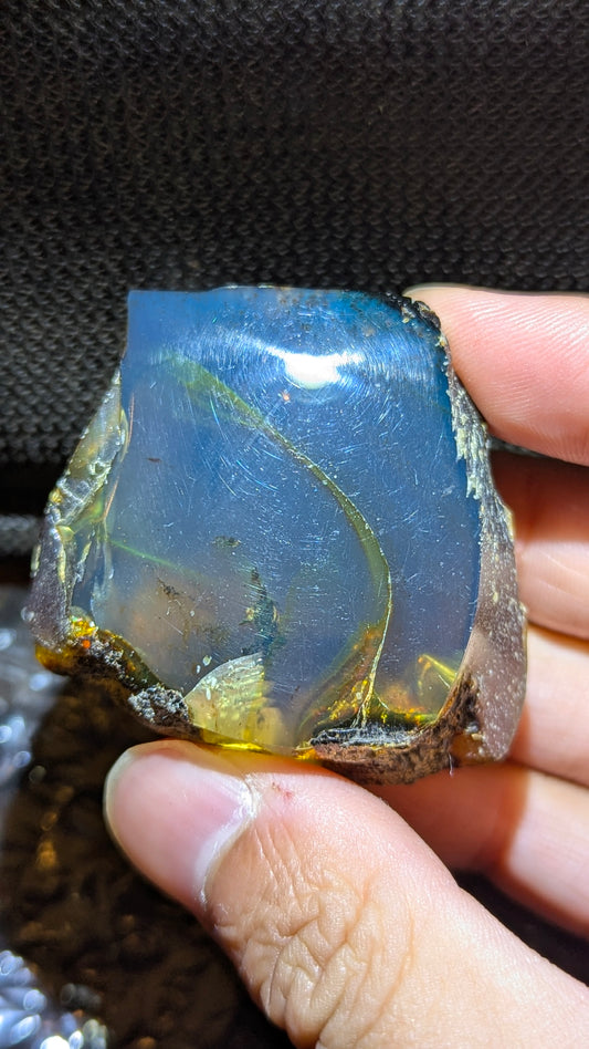 Genuine 35 g Blue Amber – Naturally Radiant with an Enchanting Blue Glow