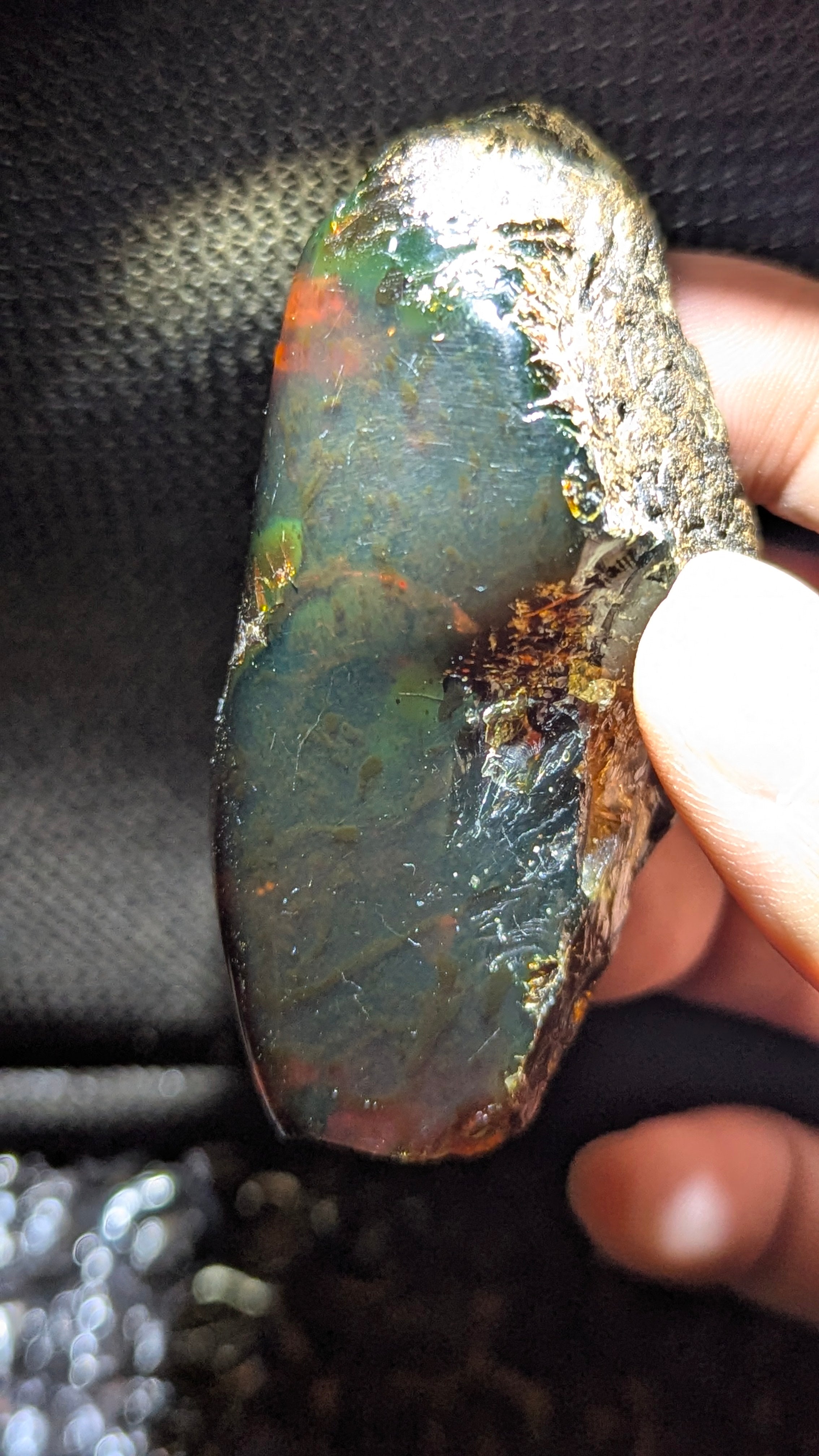 31 Grams Multicolor Amber—A Kaleidoscope of Ancient Light – Natural Amber, Untreated - Strong Blue Glow