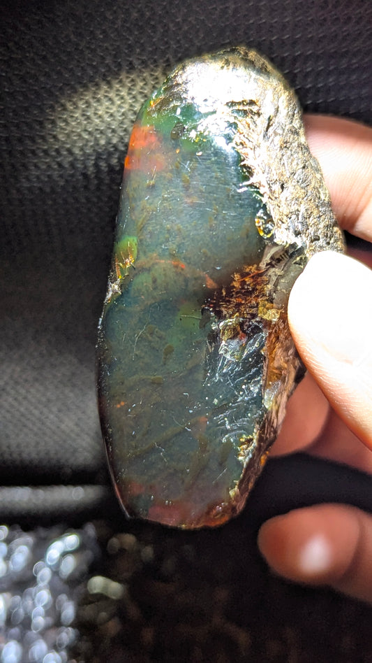 31 Grams Multicolor Amber—A Kaleidoscope of Ancient Light – Natural Amber, Untreated - Strong Blue Glow