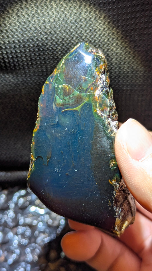 Beautiful Genuine 37g Blue Amber – Natural Amber, Untreated - Strong Blue Glow