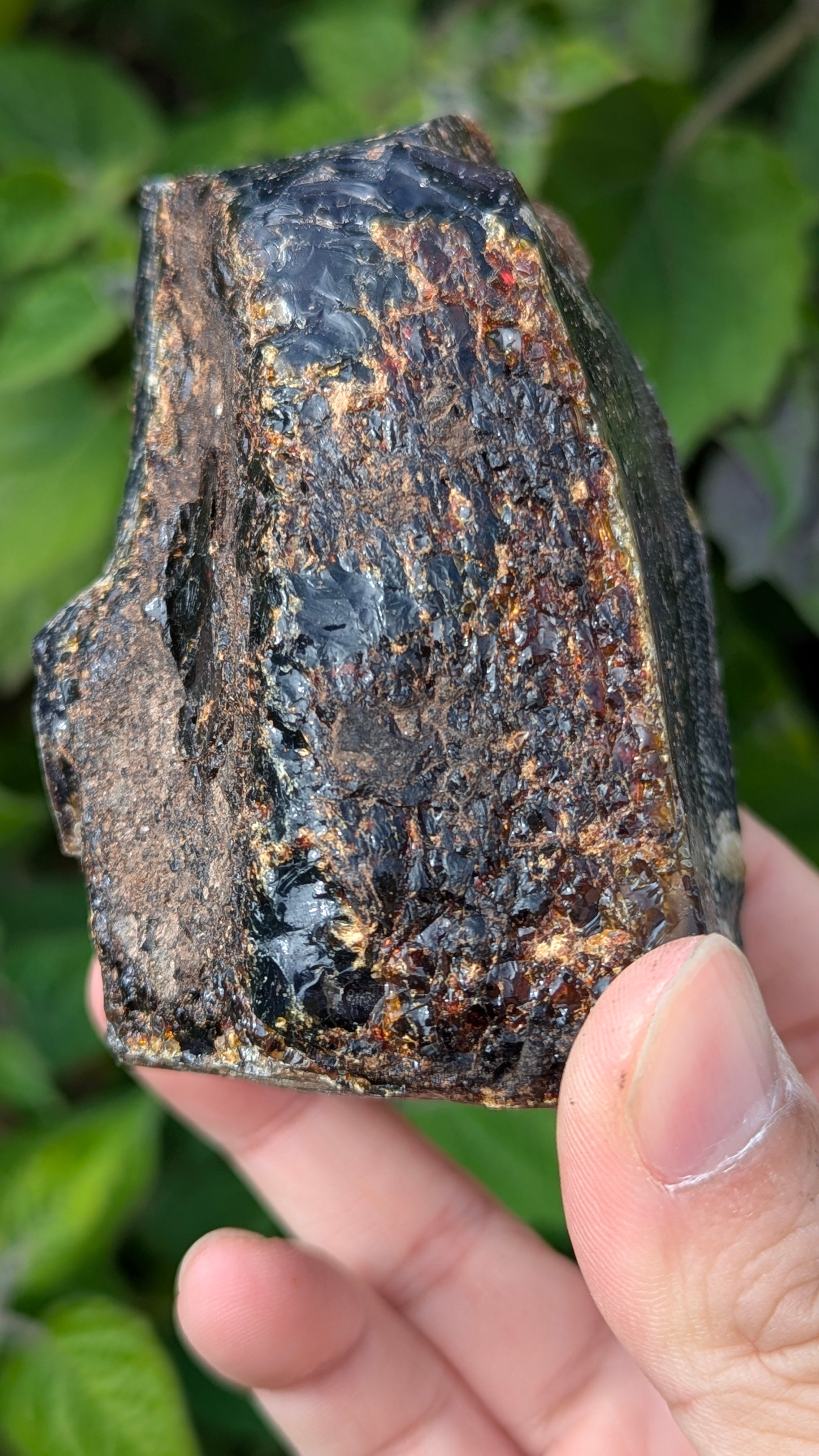 Rare Raw Blue Amber (156 Grams) – Sunlight Glowing, UV-Reactive Natural Gemstone