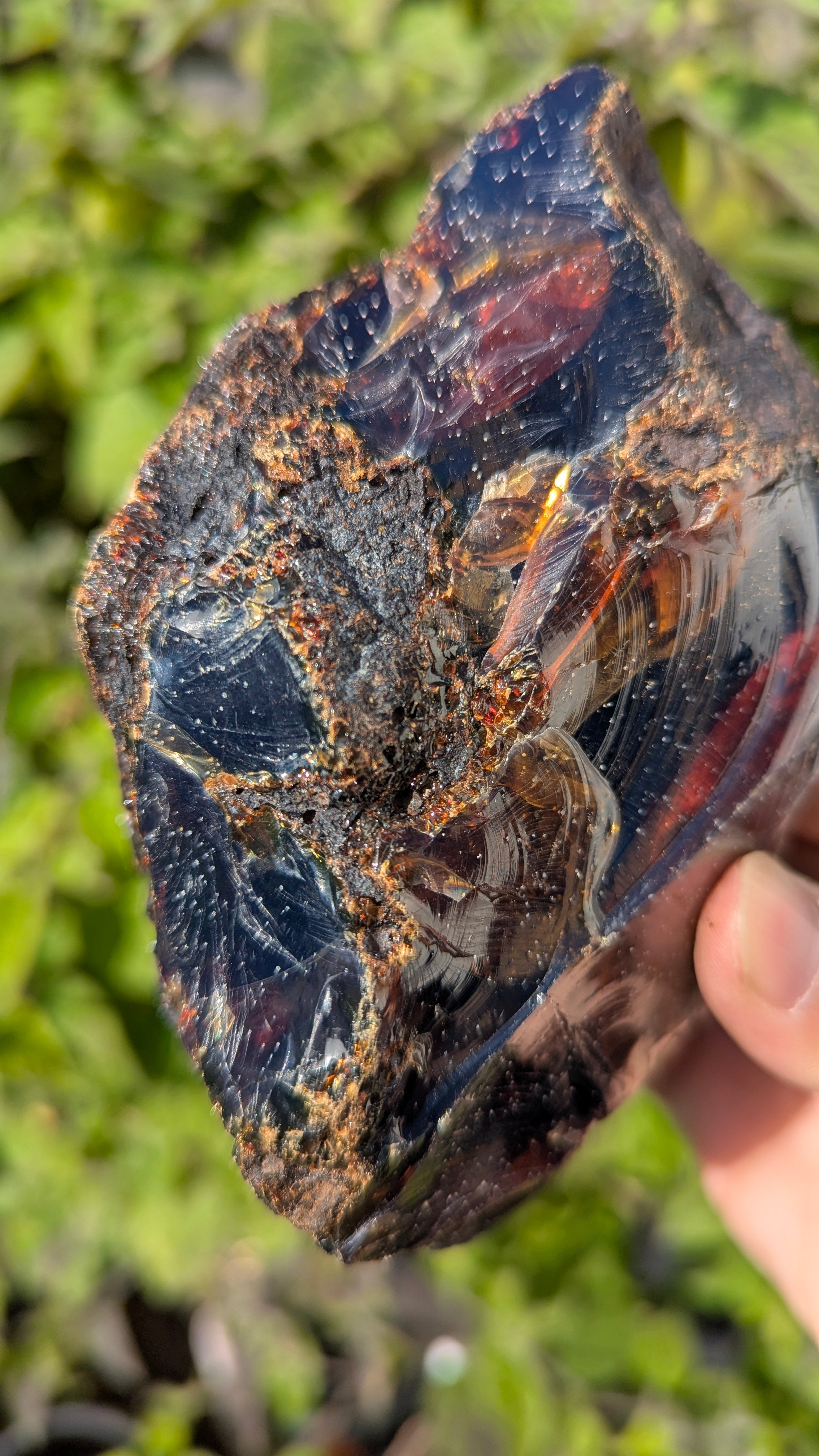 Rare Raw Blue Amber (322 Grams) – Sunlight Glowing, UV-Reactive Natural Gemstone