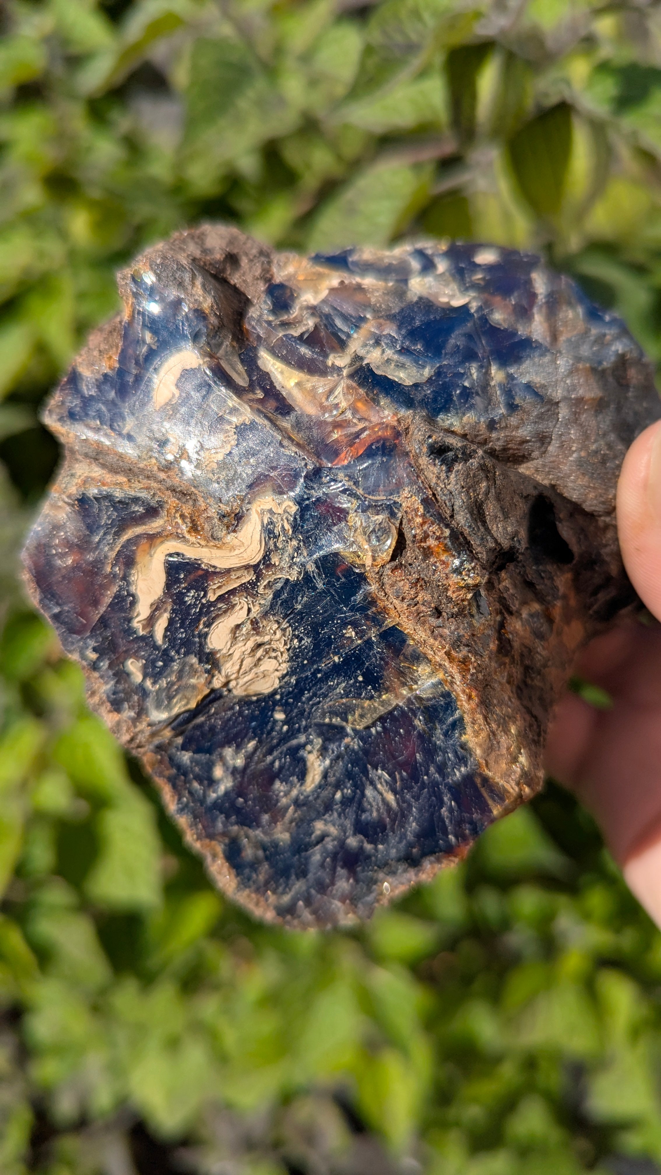 Rare Raw Blue Amber (335 Grams) – Sunlight Glowing, UV-Reactive Natural Gemstone
