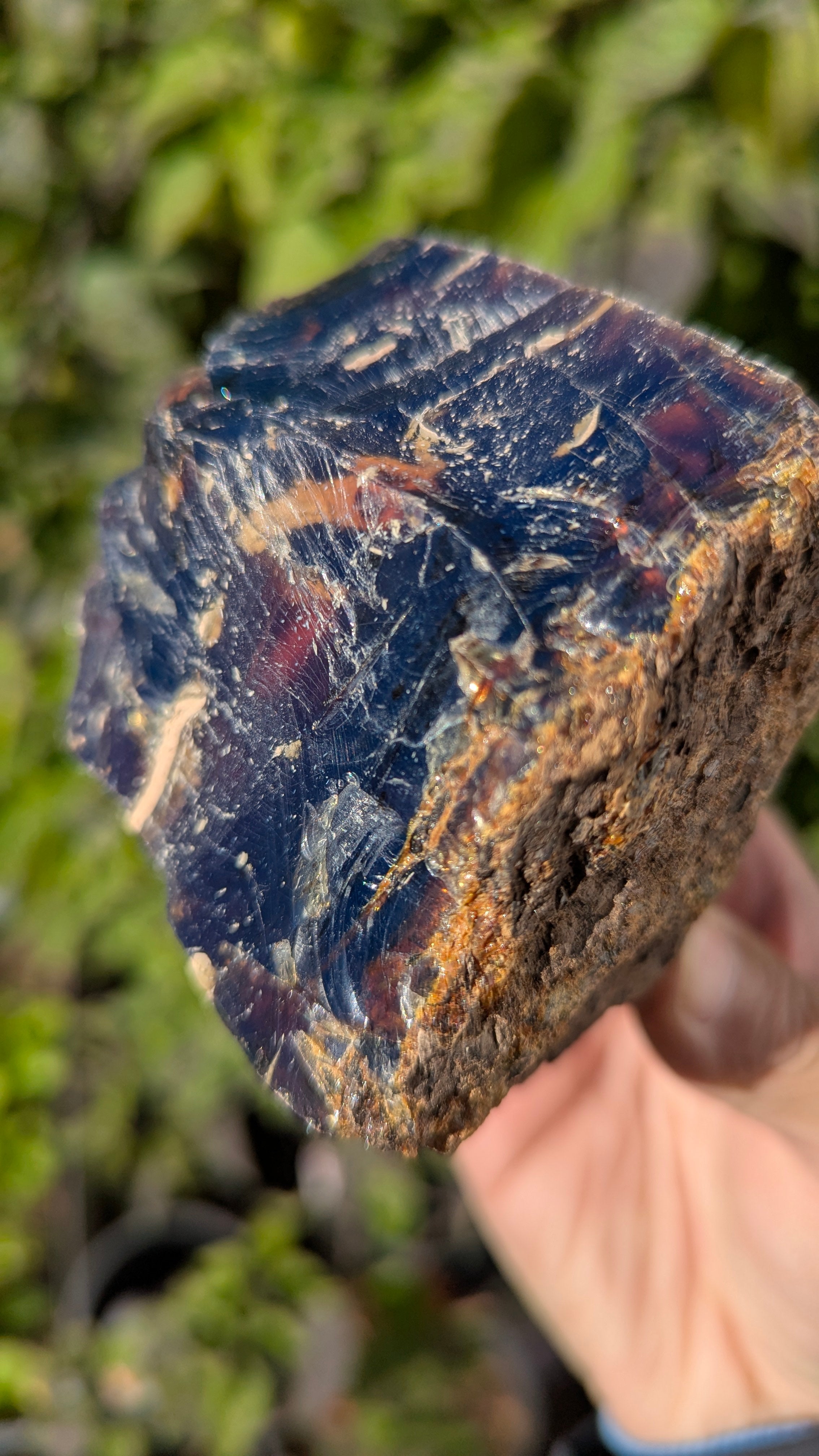 Rare Raw Blue Amber (294 Grams) – Sunlight Glowing, UV-Reactive Natural Gemstone