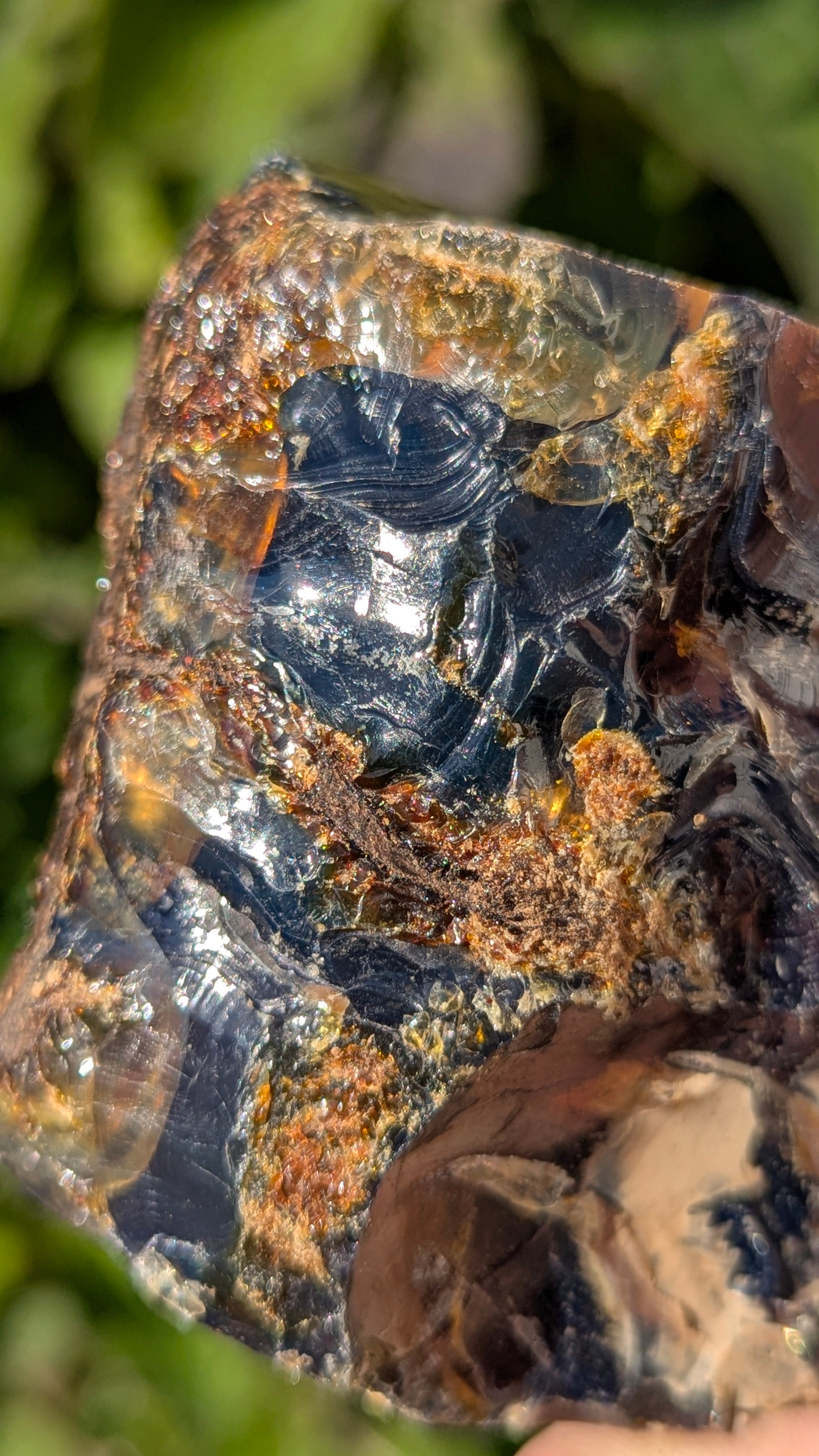 Rare Raw Blue Amber (131 Grams) – Sunlight Glowing, UV-Reactive Natural Gemstone