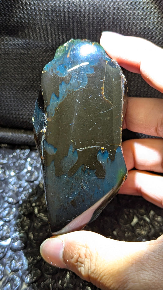 Beautiful Genuine 78g Blue Amber – Natural Amber, Untreated