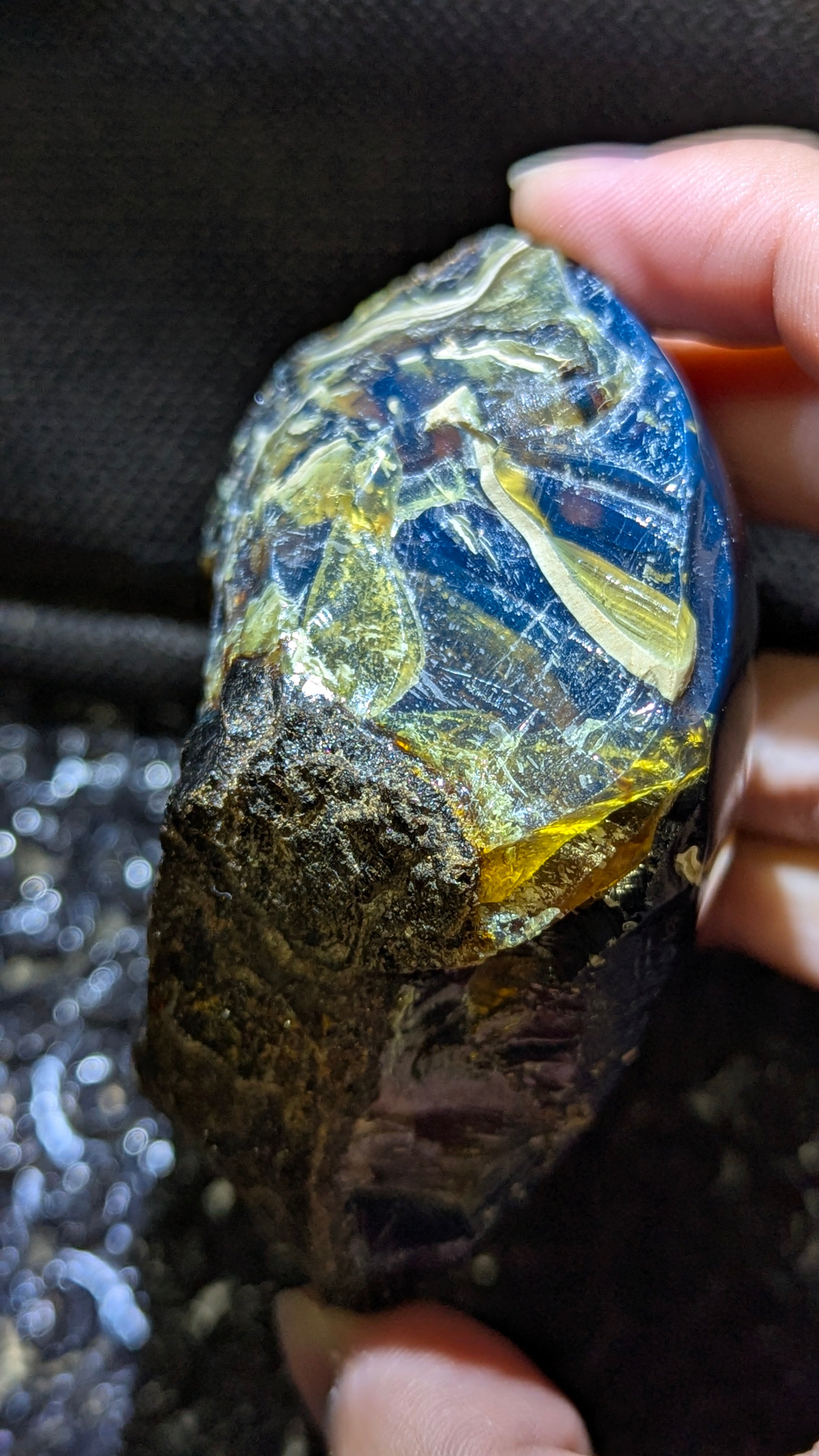 Beautiful Genuine 99g Blue Amber – Natural Amber, Untreated