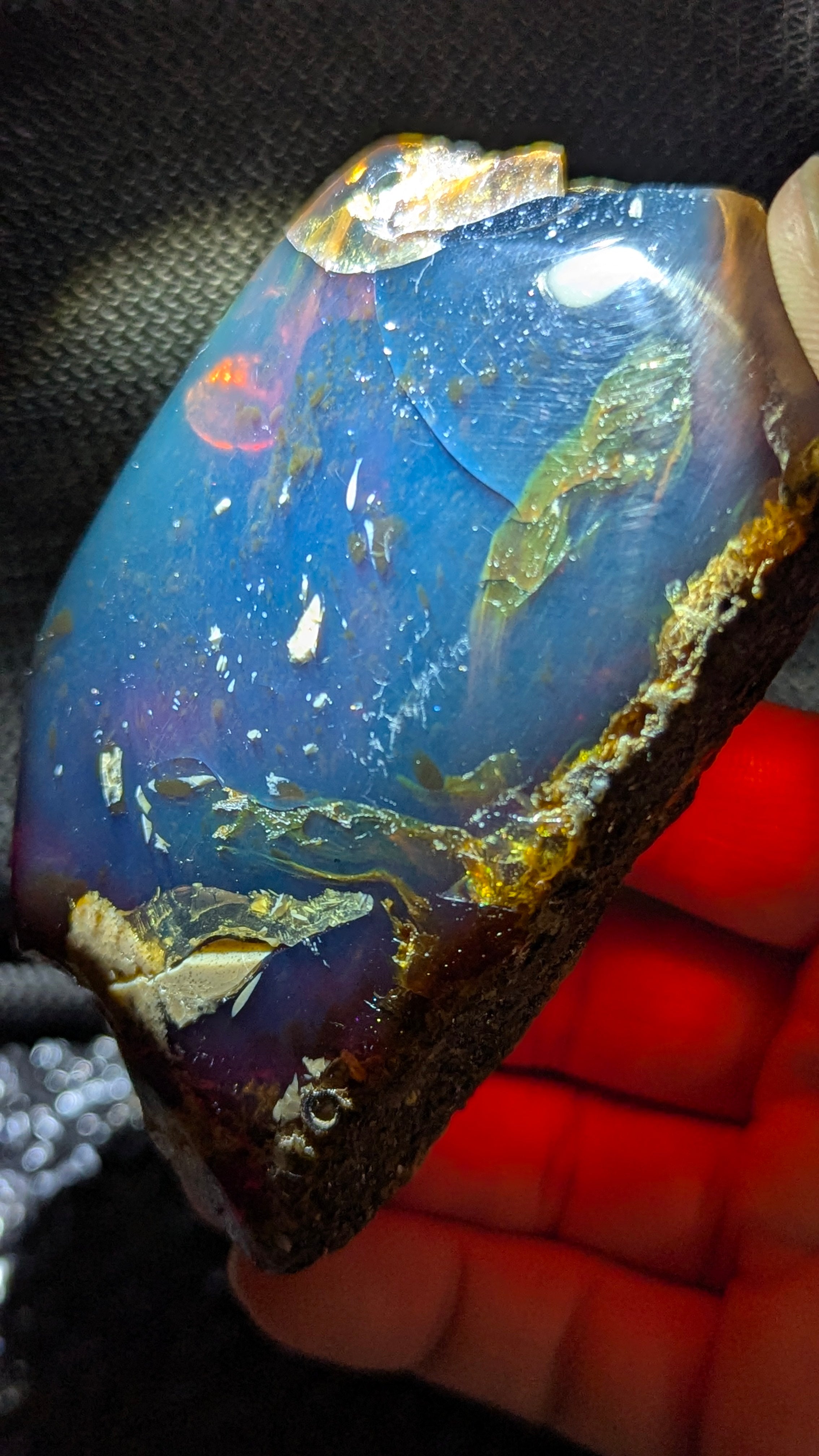 Beautiful Genuine 104g Blue Amber – Natural Amber, Untreated