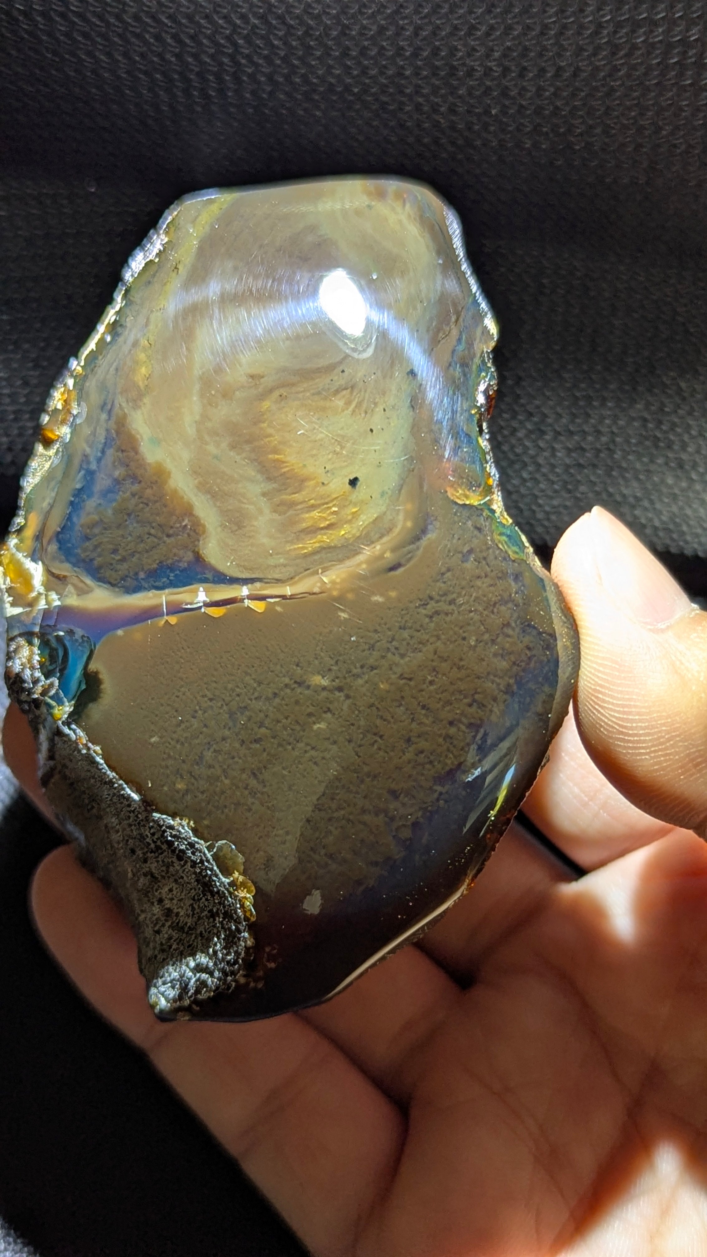 Beautiful Genuine 84g Blue Amber – Natural Amber, Untreated