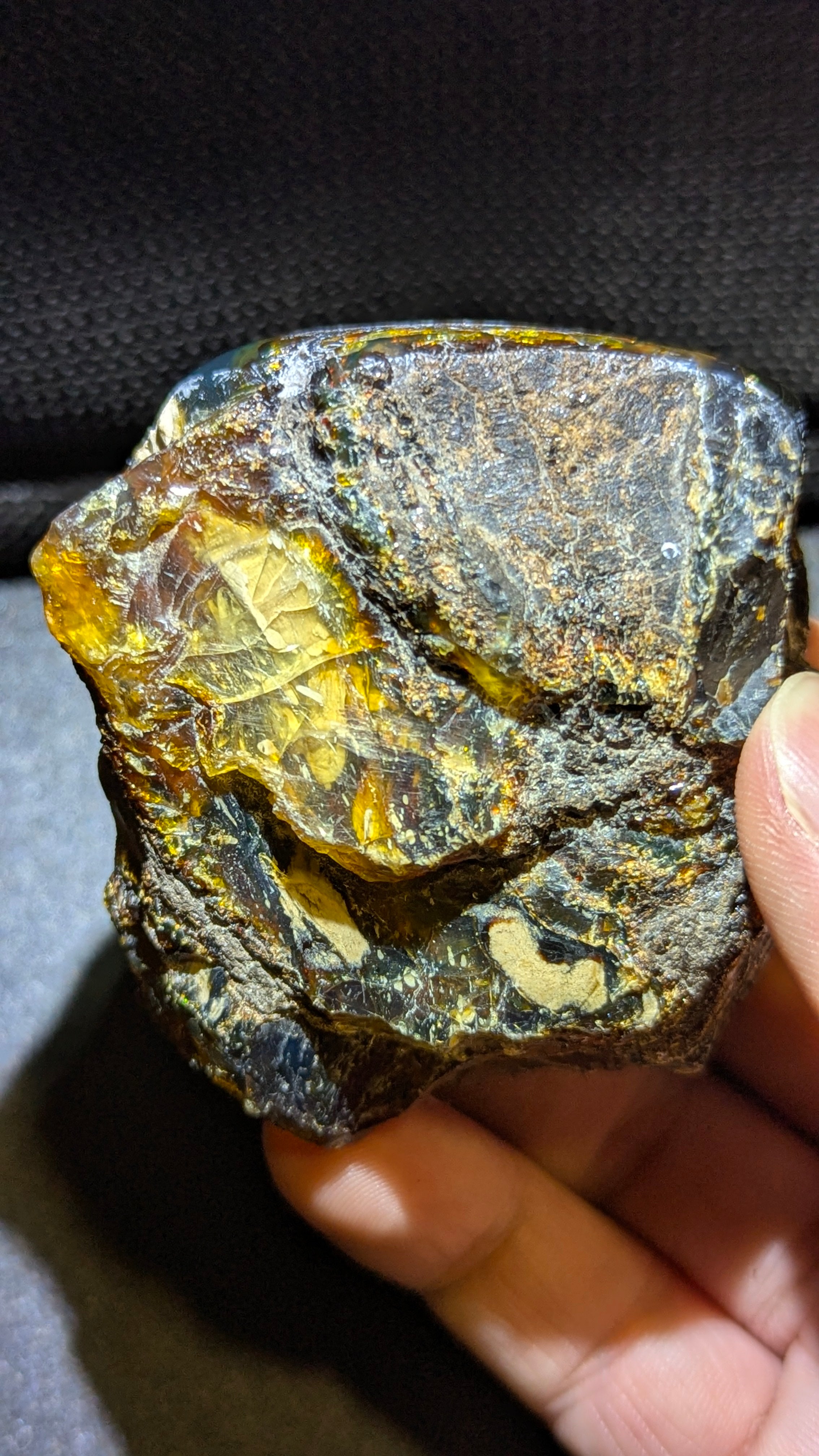 Rare Beautiful Genuine 66g Blue Amber – Natural Amber, Untreated
