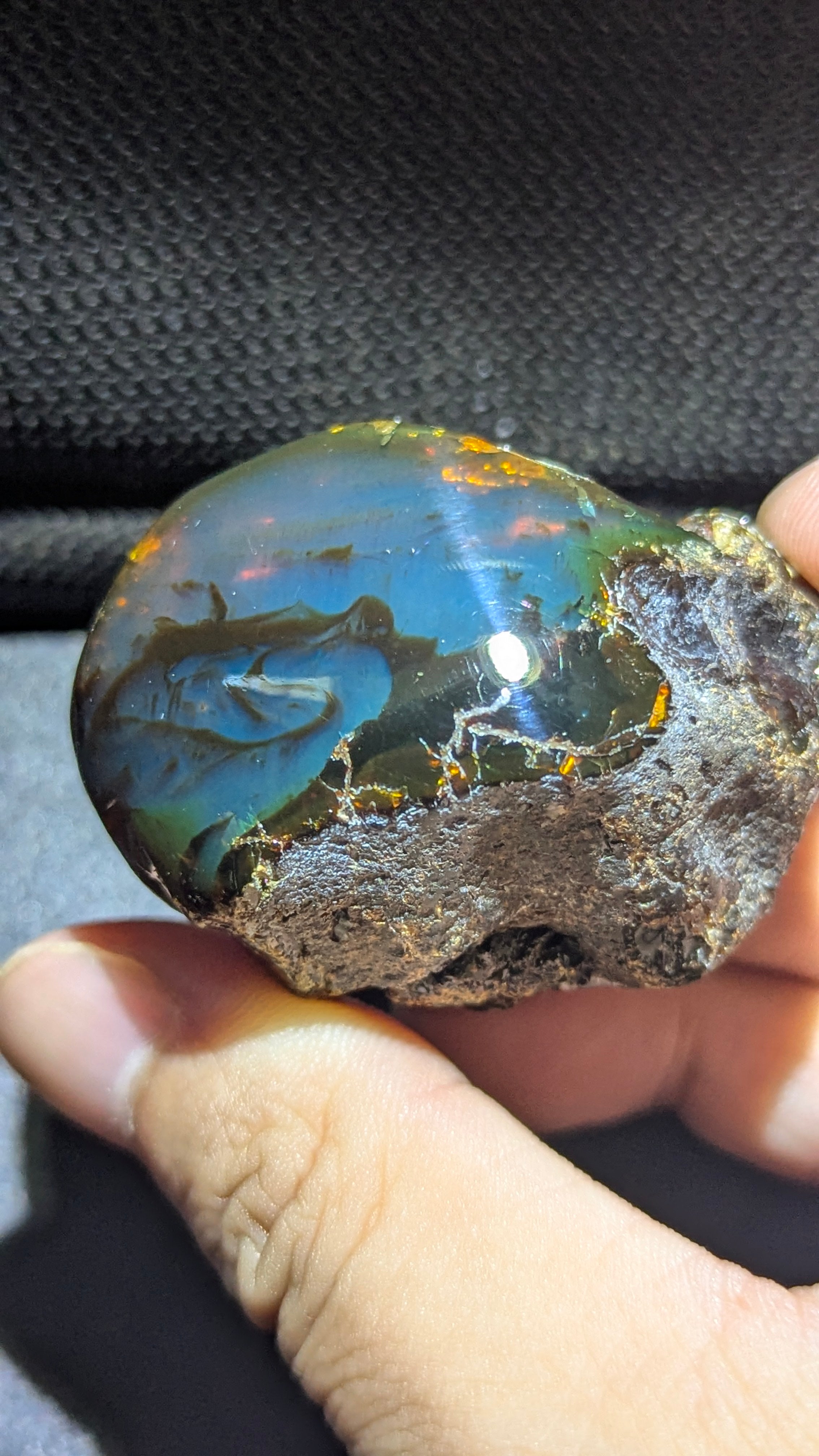 Rare Beautiful Genuine 24G Blue Amber – Natural Amber, Untreated