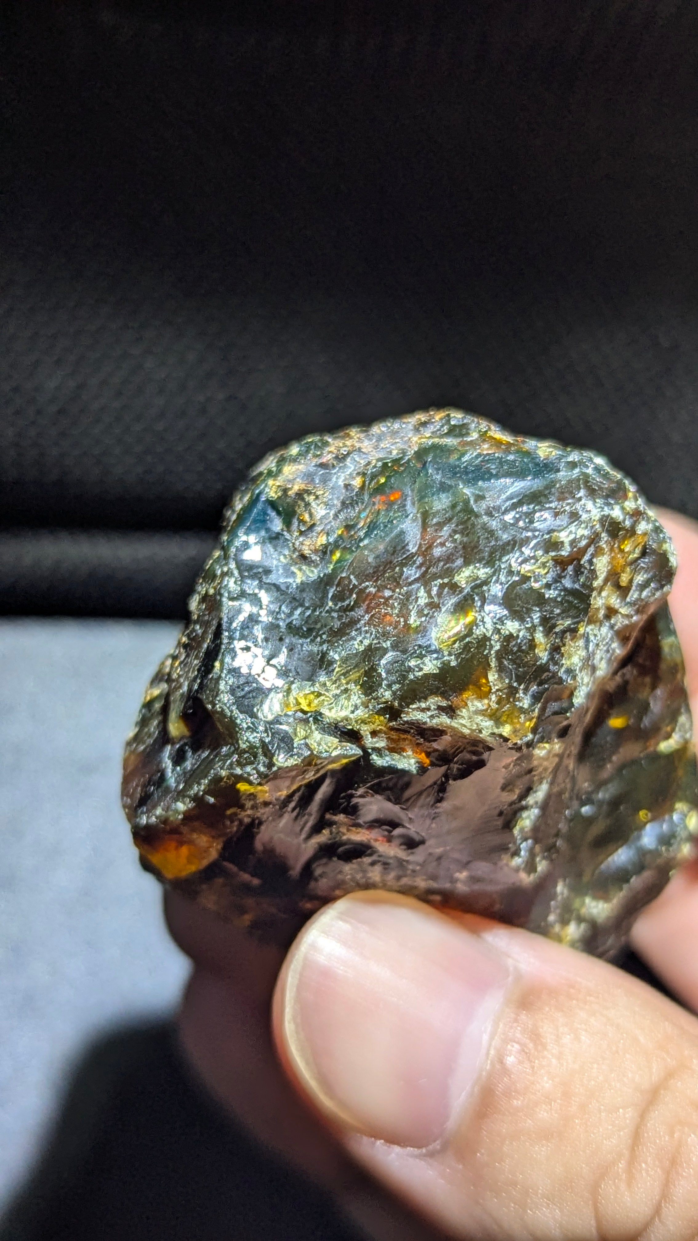 Rare Beautiful Genuine 24G Blue Amber – Natural Amber, Untreated