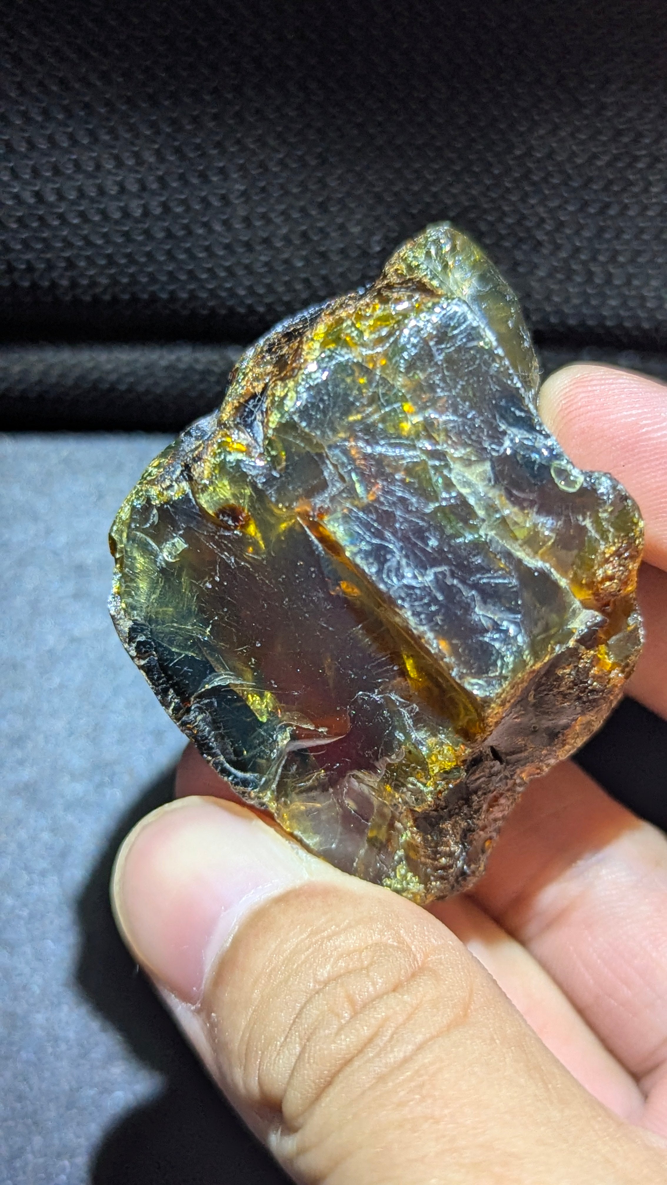 Rare Beautiful Genuine 24G Blue Amber – Natural Amber, Untreated