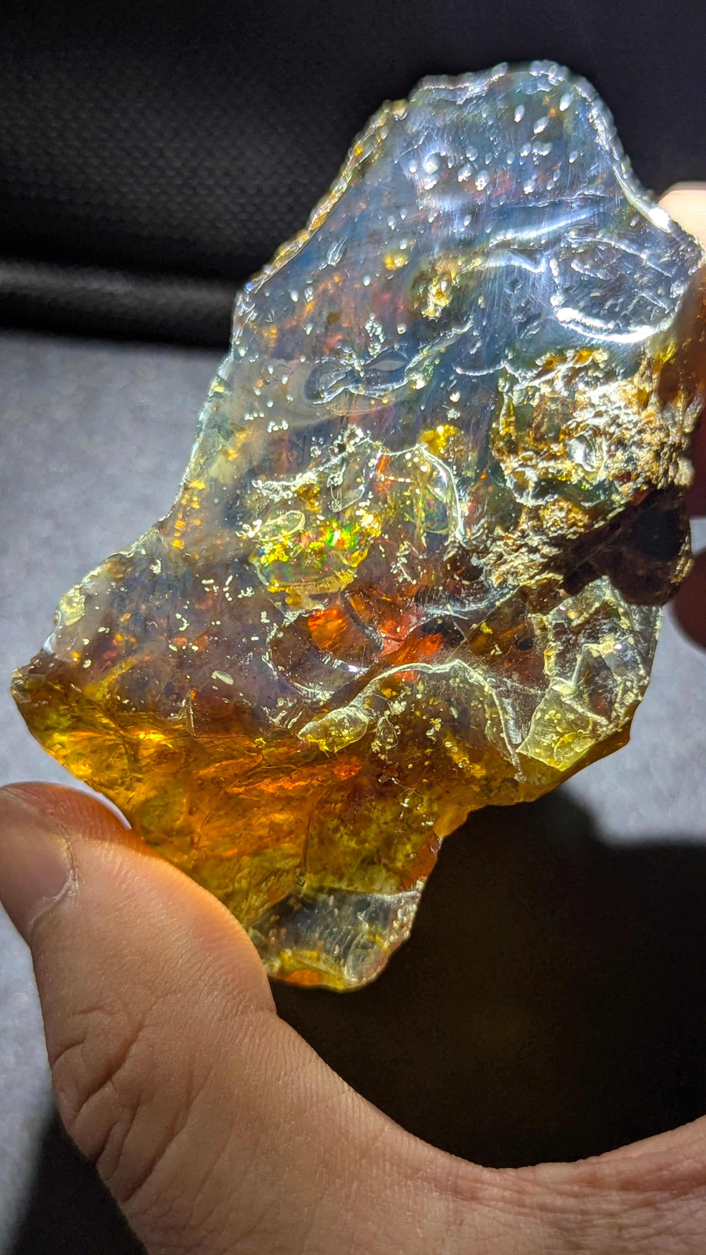 Natural Sumatran Blue Amber Rough Specimen 38g – Golden Galaxy Storm Pattern, UV Reactive Collector Amber with Blue Glow