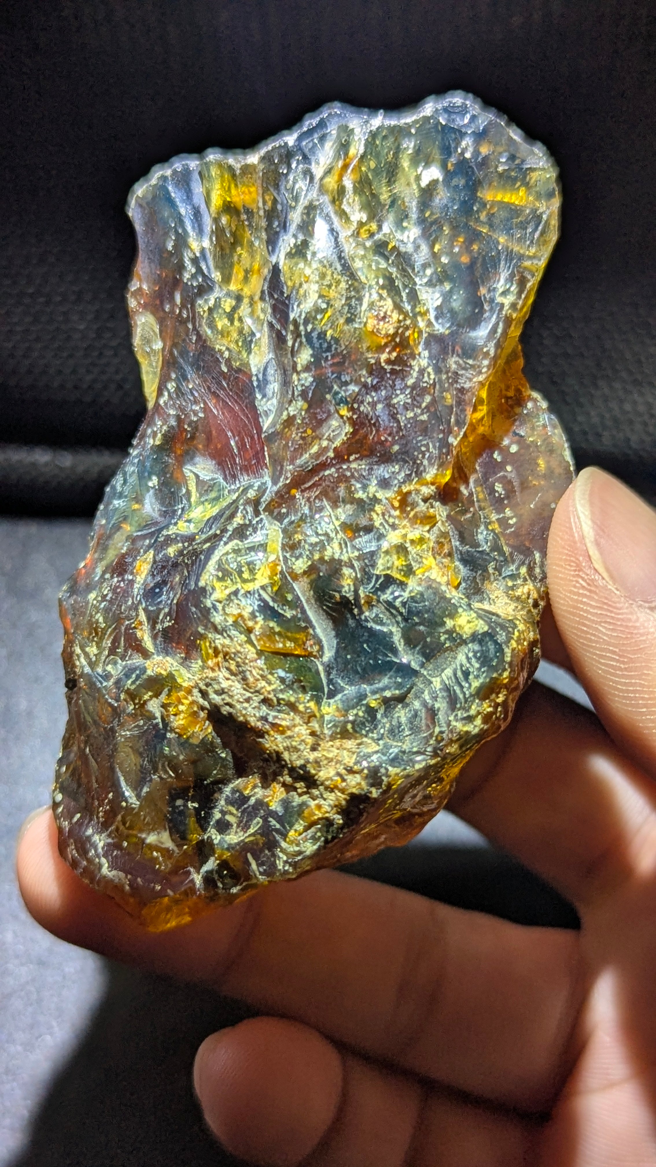 Natural Sumatran Blue Amber Rough Specimen 38g – Golden Galaxy Storm Pattern, UV Reactive Collector Amber with Blue Glow