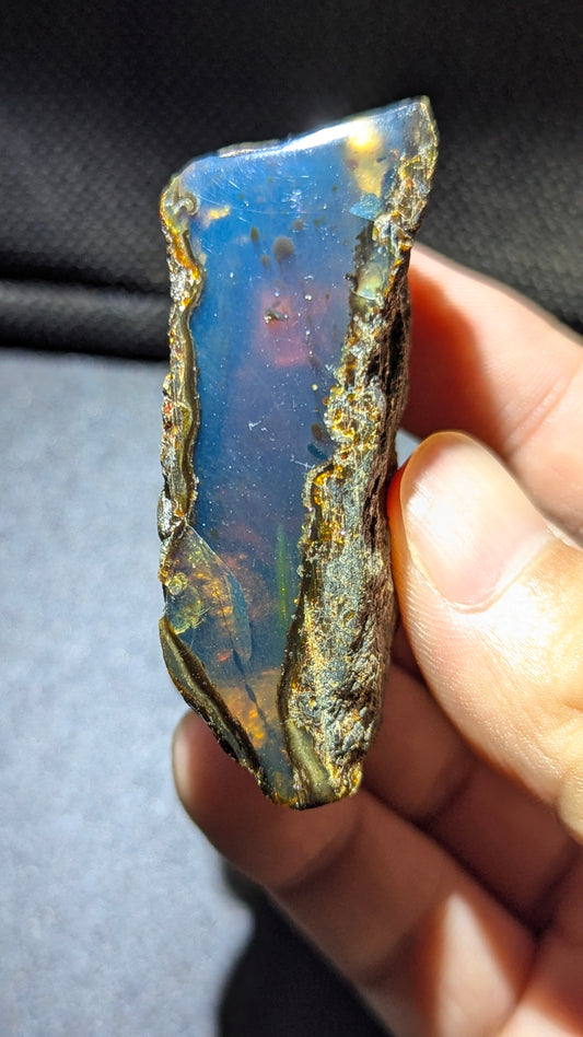 Natural Sumatran Blue Amber Specimen 19g – Blue Canyon Window Pattern, UV Reactive Collector Amber with Natural Rough Skin