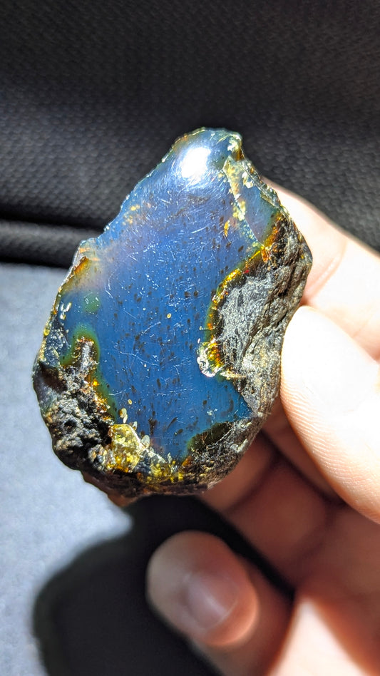 Blue Galaxy Crater Sumatran Blue Amber Specimen 24g – Rare Natural UV Glow Collector Piece