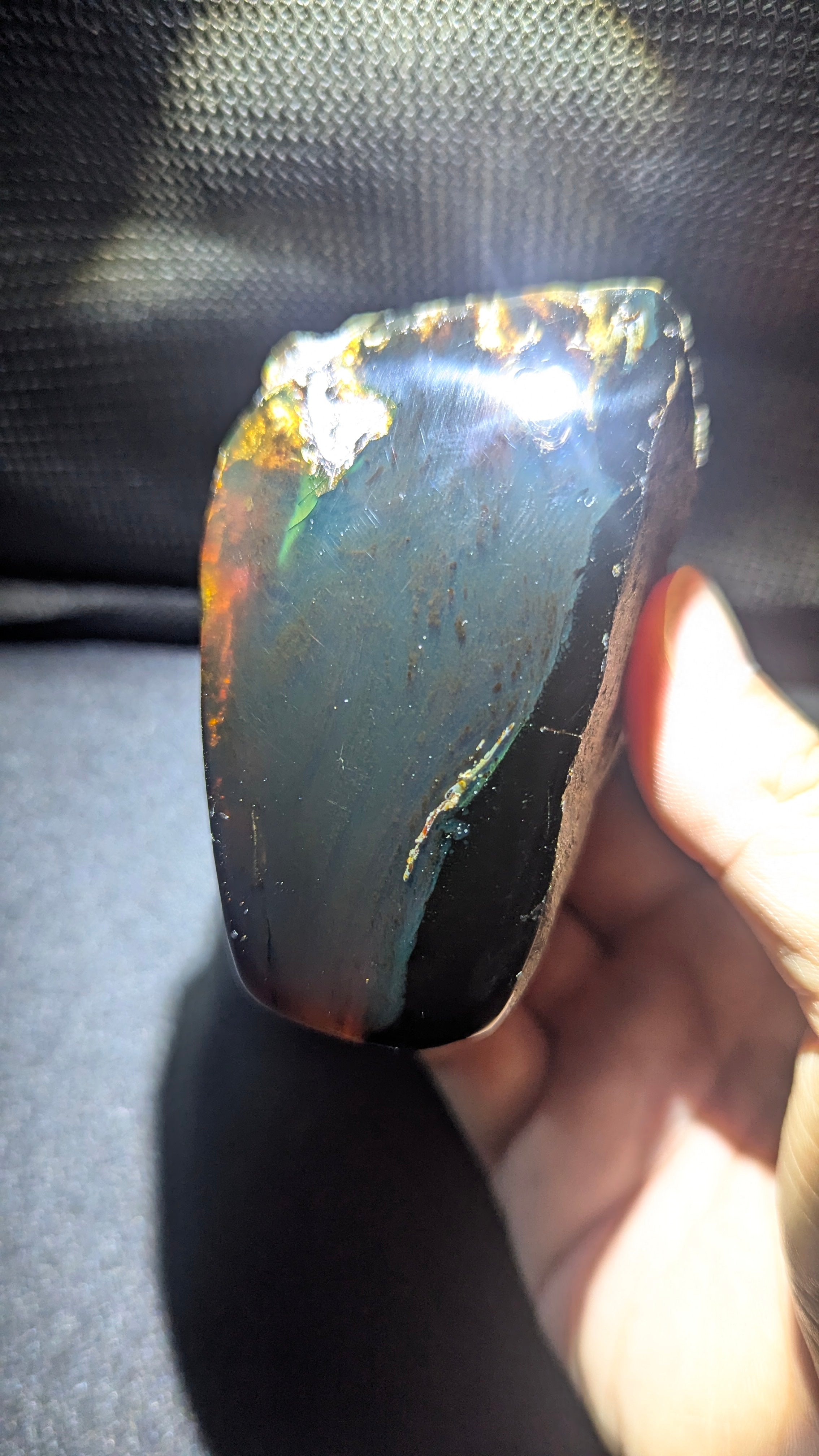 Aurora Eclipse Large Sumatran Blue Amber Specimen 137g – Rare Natural UV Glow Collector Amber