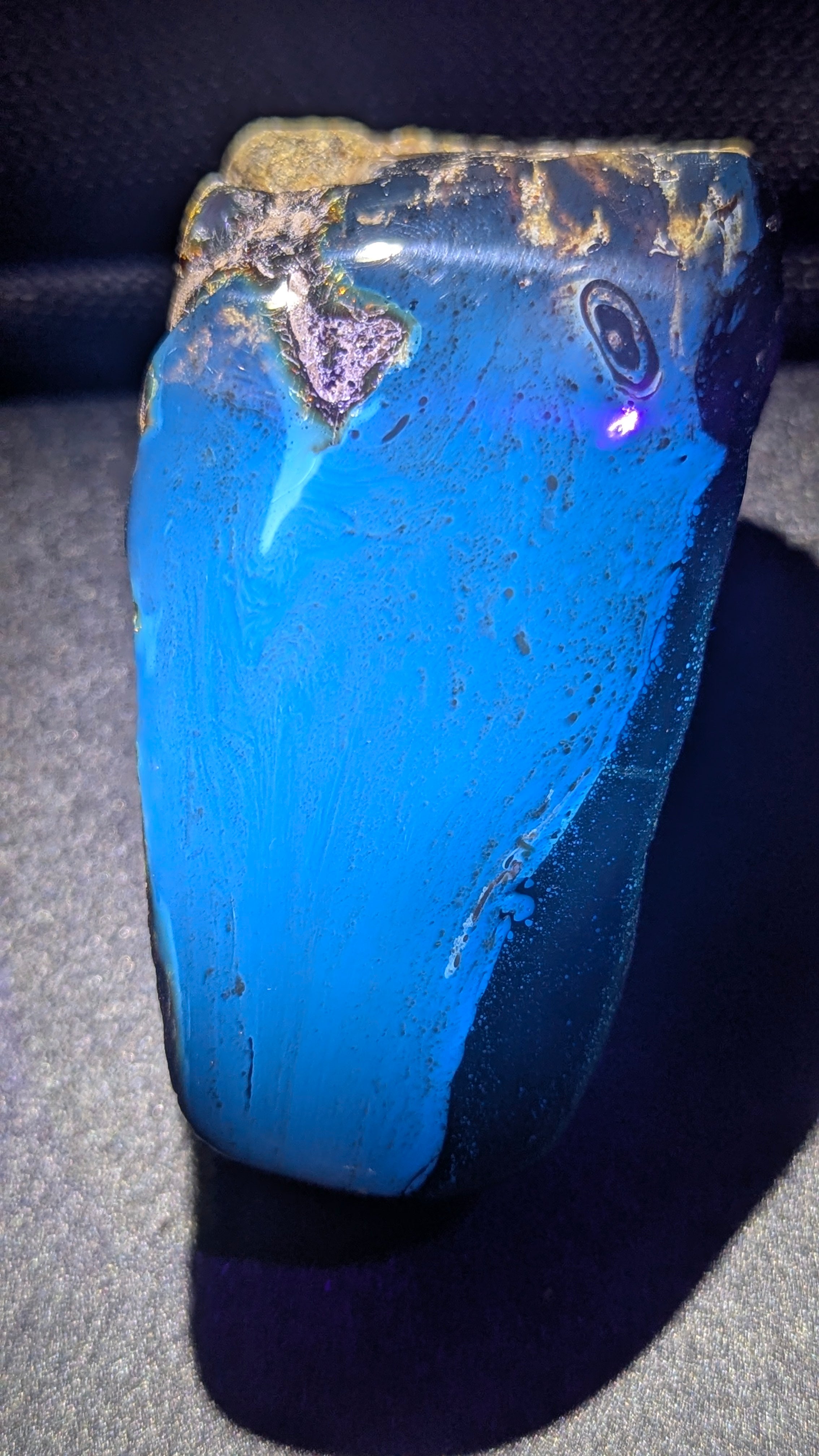 Aurora Eclipse Large Sumatran Blue Amber Specimen 137g – Rare Natural UV Glow Collector Amber
