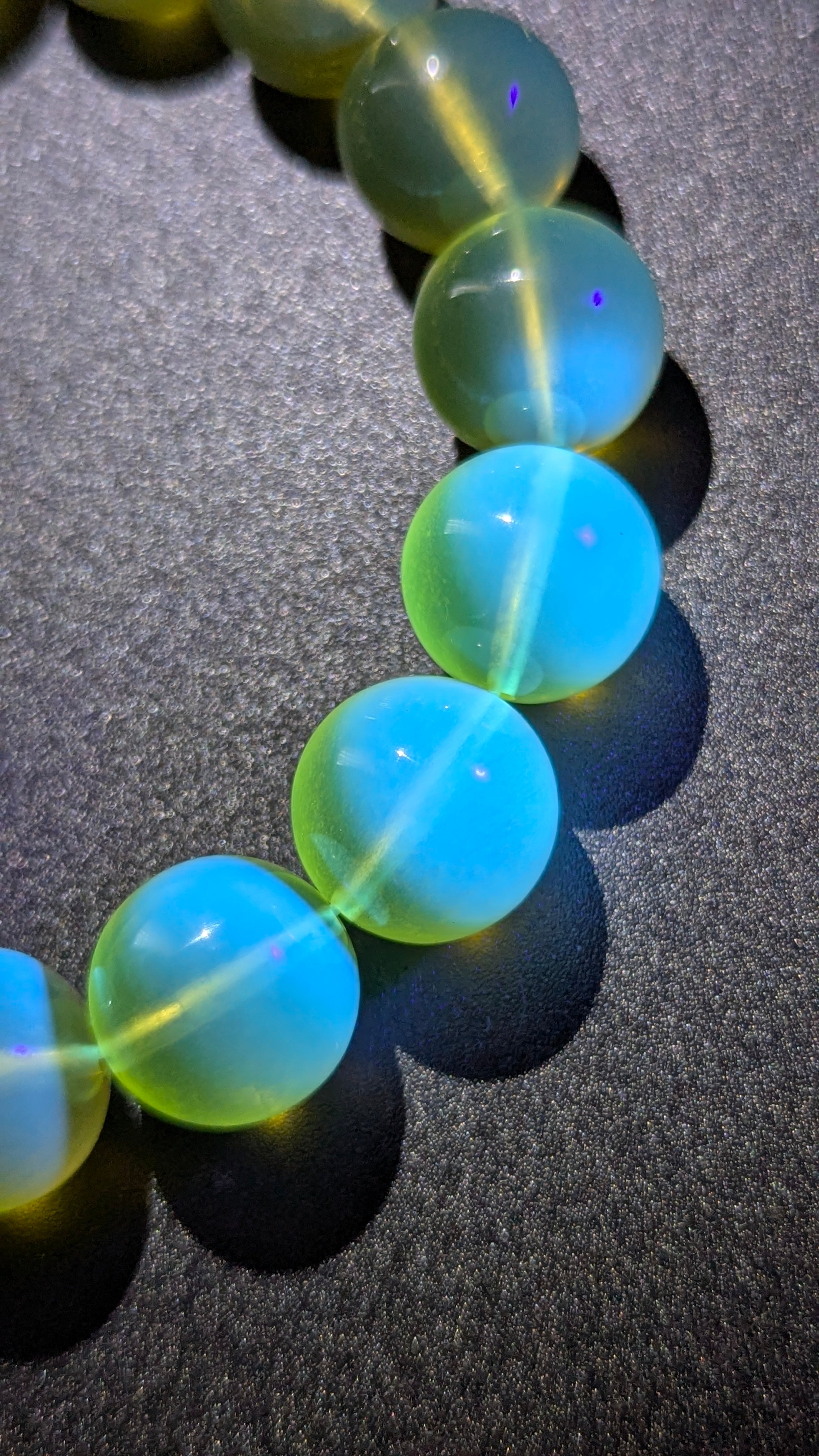 Rare AAA Natural Blue Amber Bracelet – High clarity 15mm “Sky & Honey” Glow Beads, High-Clarity White-Light Blue Sheen