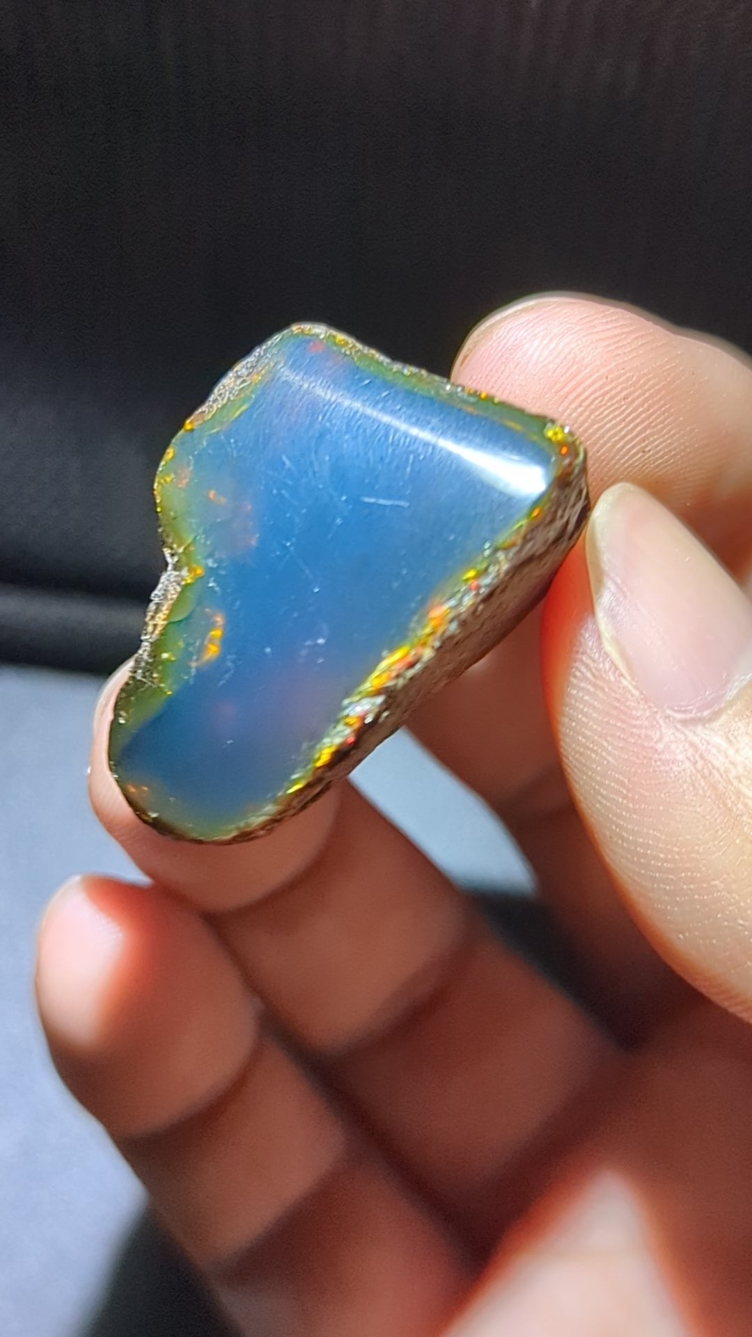 Natural Sumatran Blue Amber Specimen 7g – Twilight Blue Flame Pattern, UV Reactive Collector Amber with Honey Fire Edges