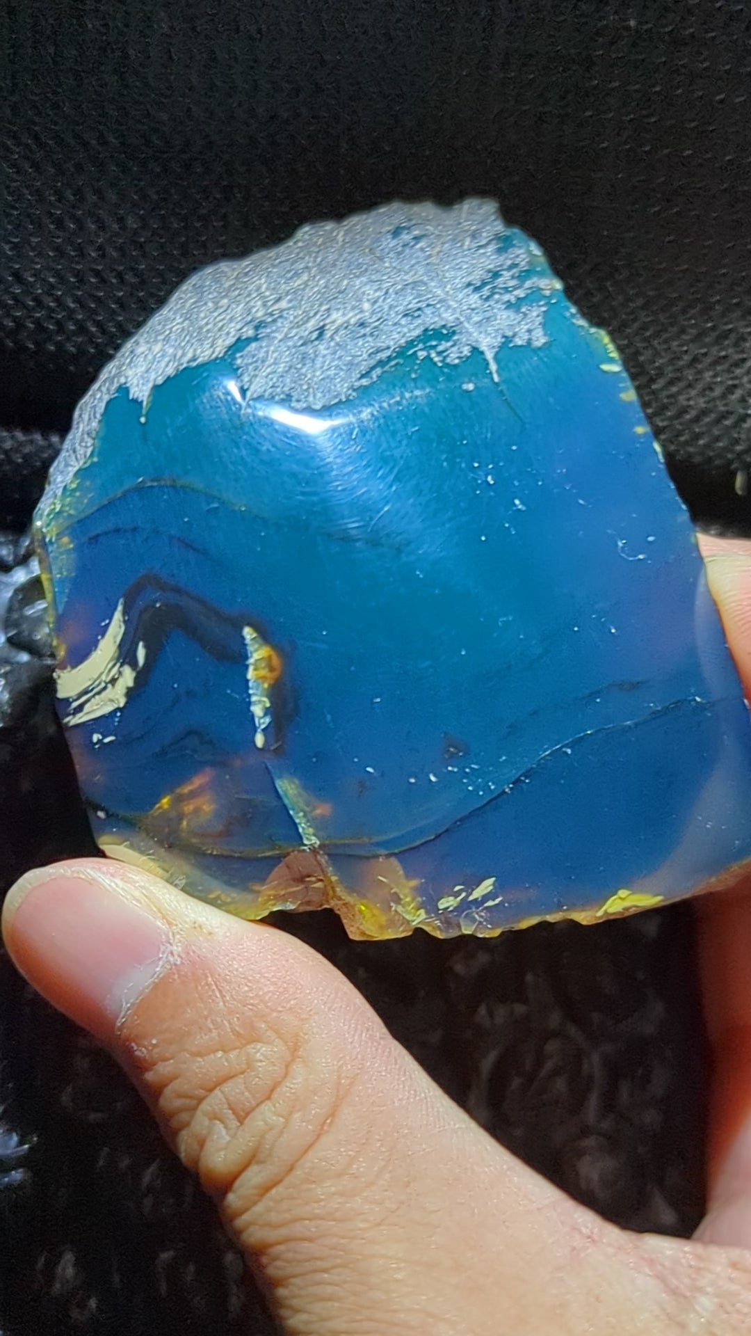 Beautiful Genuine 51g Blue Amber – Natural Amber, Untreated