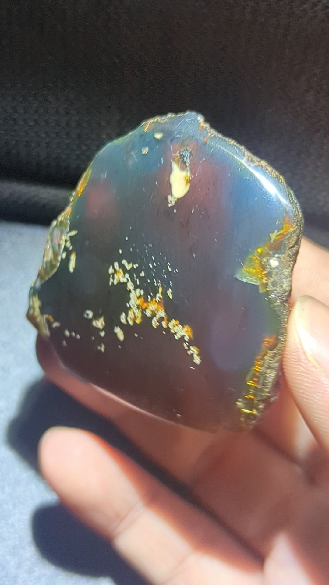 Golden Constellation Sumatran Blue Amber Specimen 24G – Rare Natural UV Glow Collector Amber